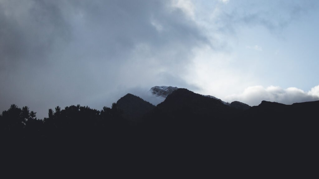 Misty Mountains – Franschhoek, South Africa